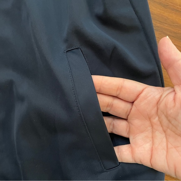 Tottenham Hot Spur Jacket - Picture 6 of 6